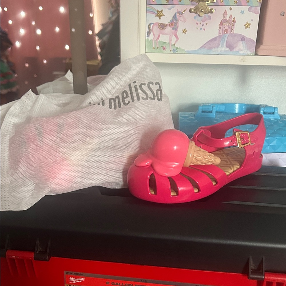 Mini Melissa Pink shoes girls size 12 best shoes ever!